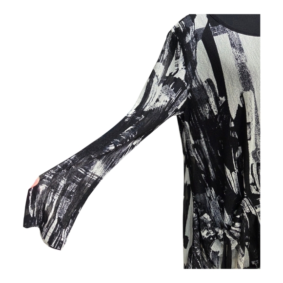 PAPA Abstract Black and White Women's Tunic witj Front Pockets Large - Picture 3 of 6
